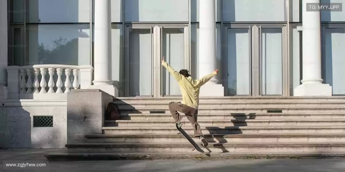 锁定热爱，每一场赛事都是心跳的理由！⚽️🏀